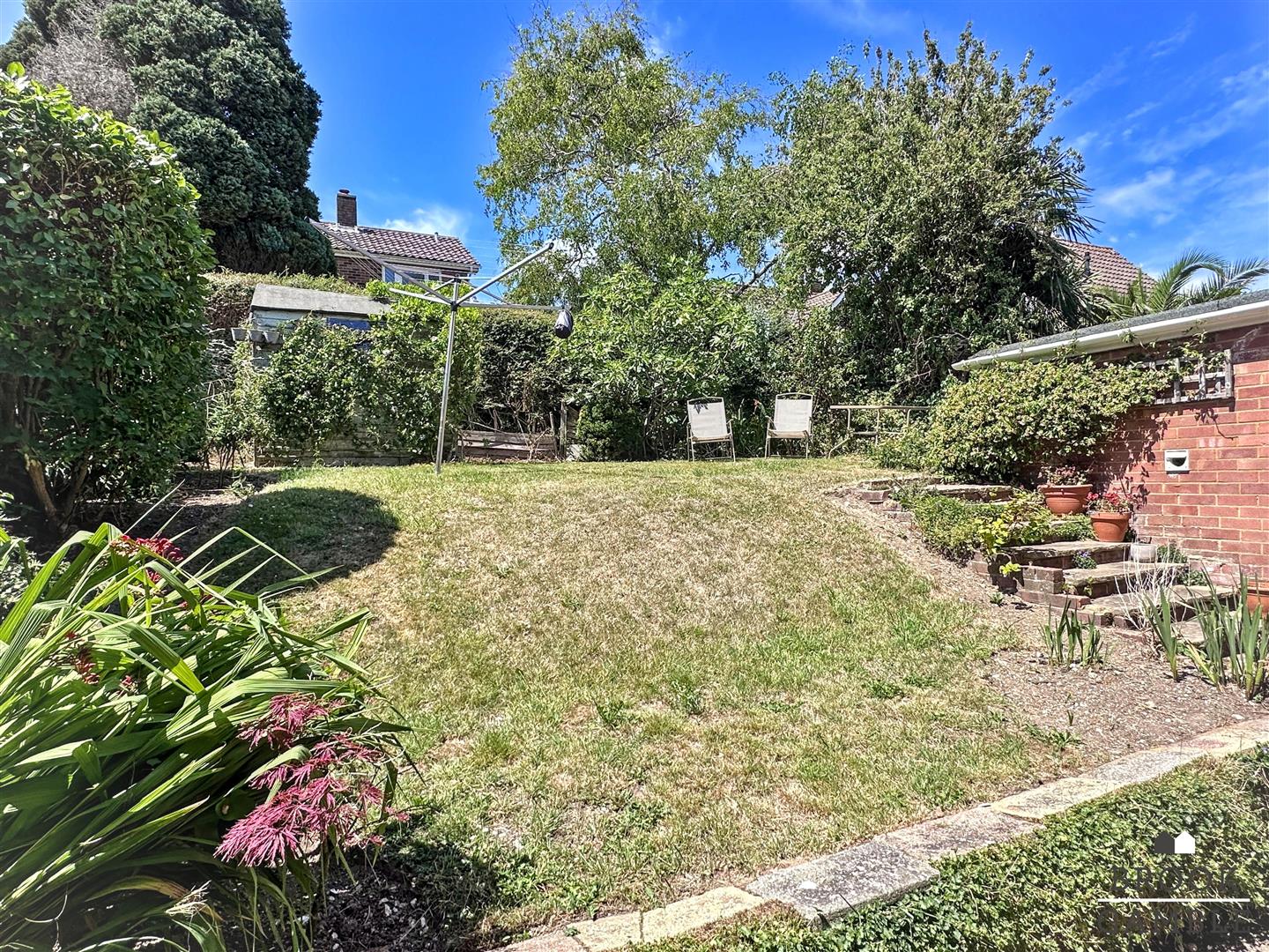 3 Bedroom House. Abbey Road in Eastbourne,  2